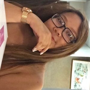 Meet your Posher, Isabelle